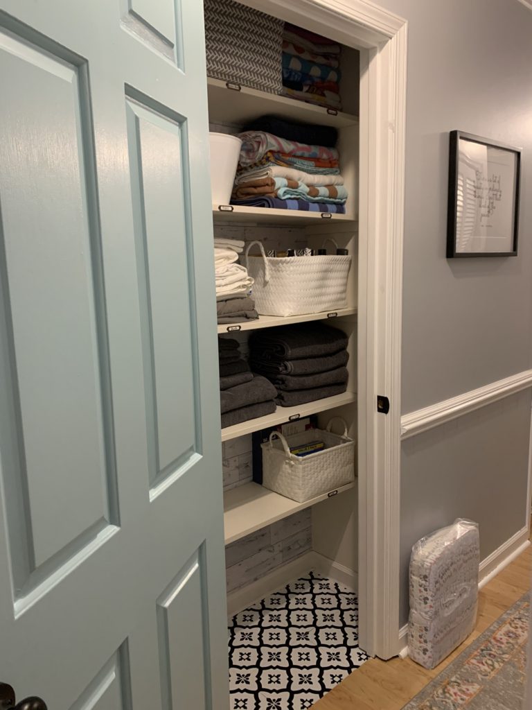 Finished linen closet makeover